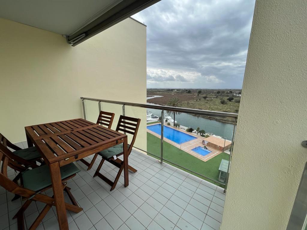 Atico En Port Gran Roses Apartamento Exterior foto