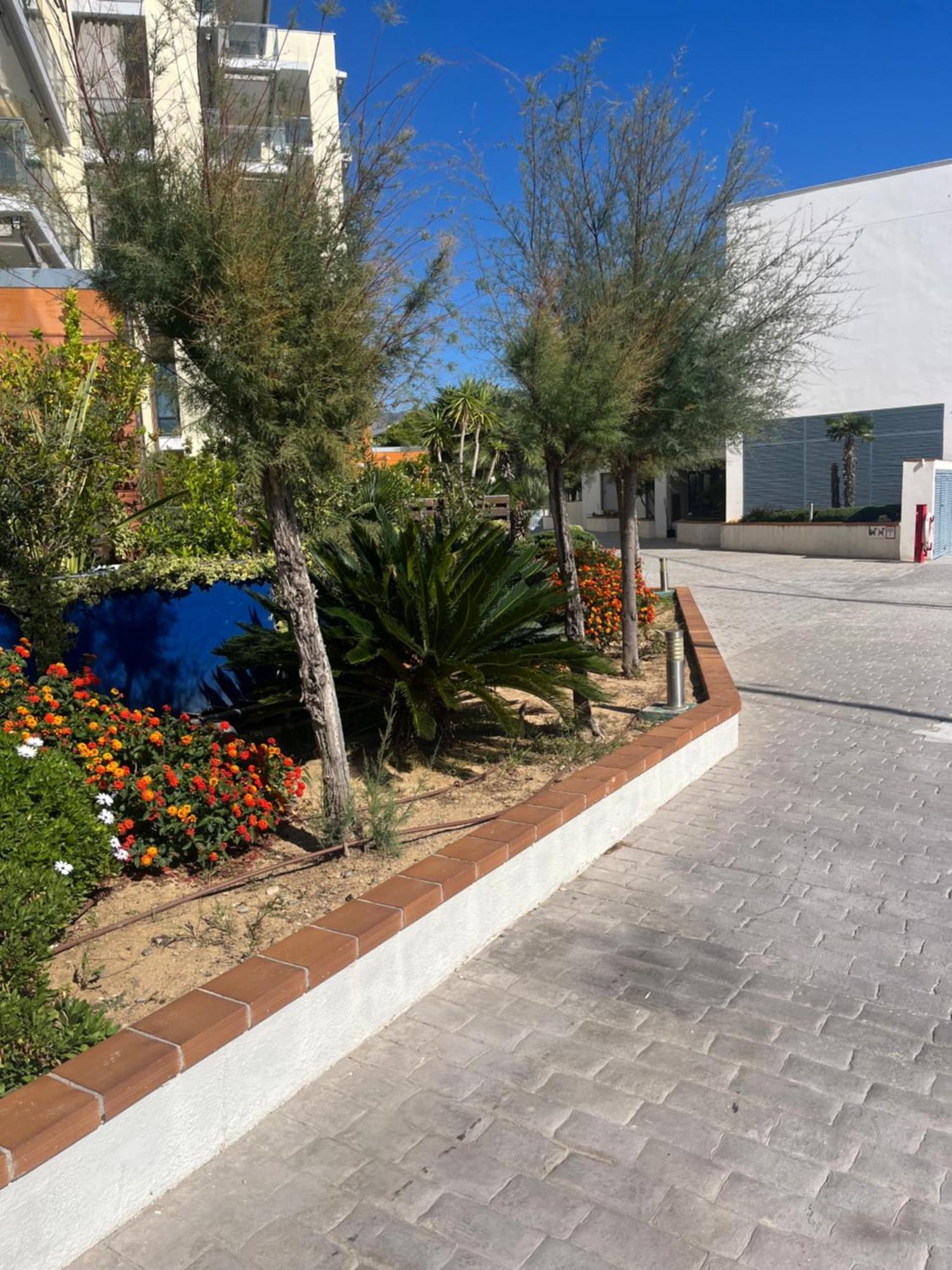 Atico En Port Gran Roses Apartamento Exterior foto